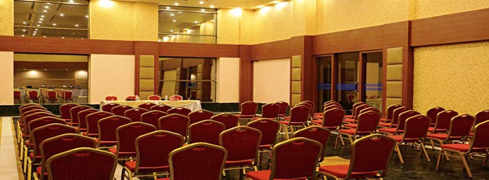 704/The Fern Residency 04.jpg